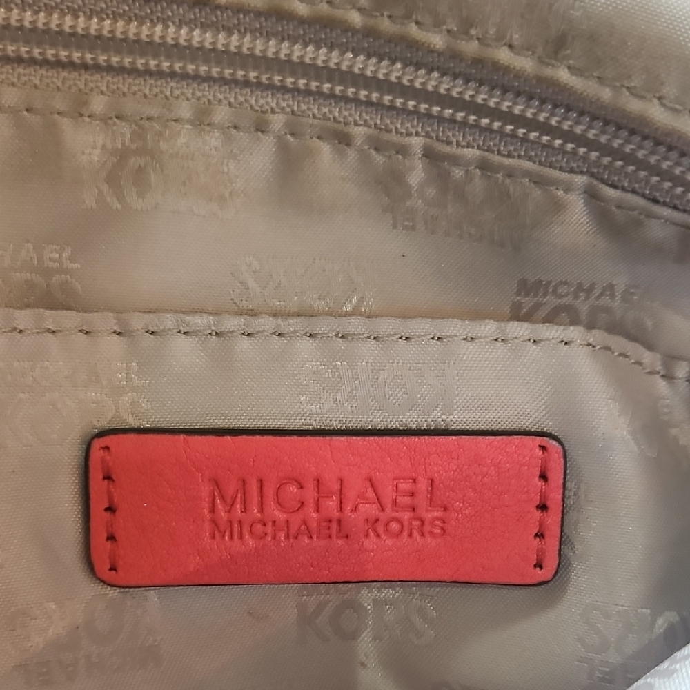 Michael Kors‎ Coral Leather Hobo Bag - Picture 6 of 13